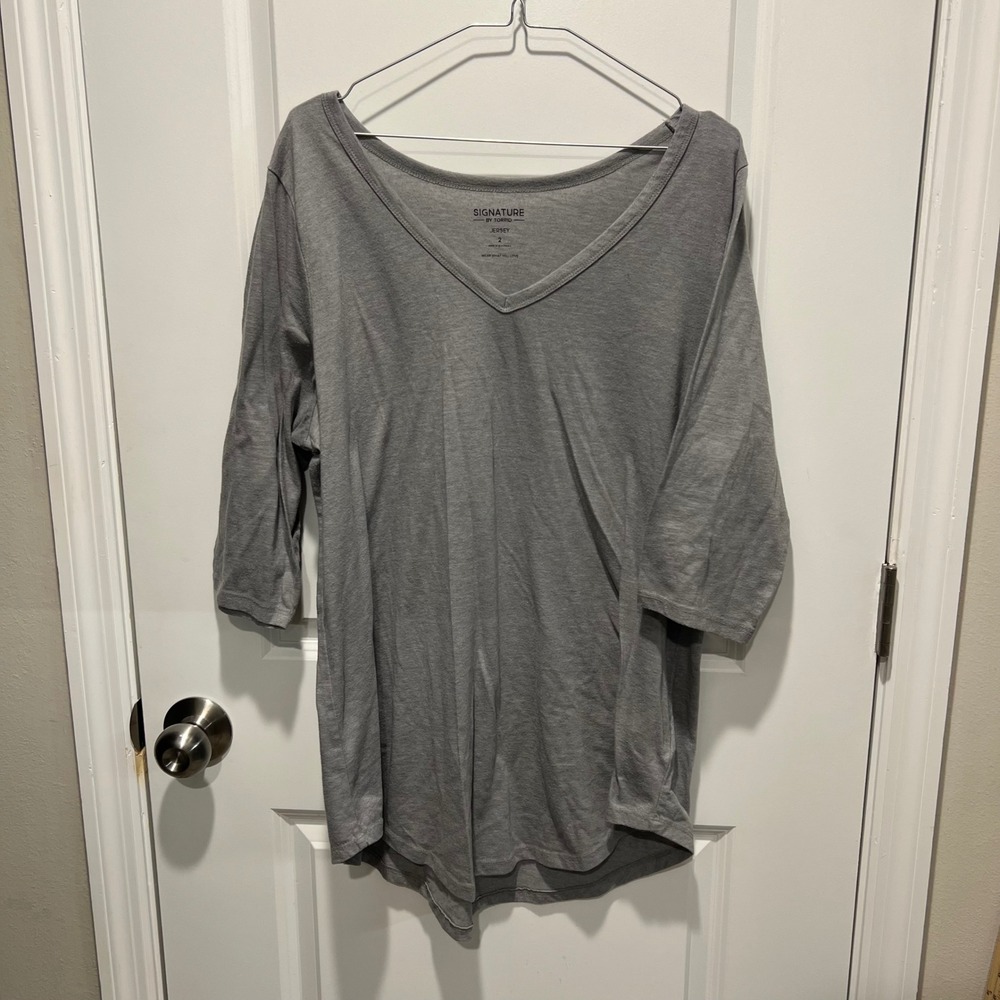 Torrid Women Jersey T-Shirt‎ 3/4 Sleeve V-Neck Gray 2